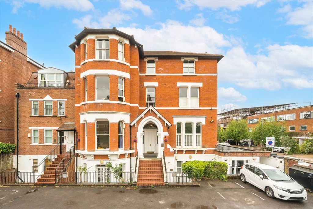 Property photo 1 of 6