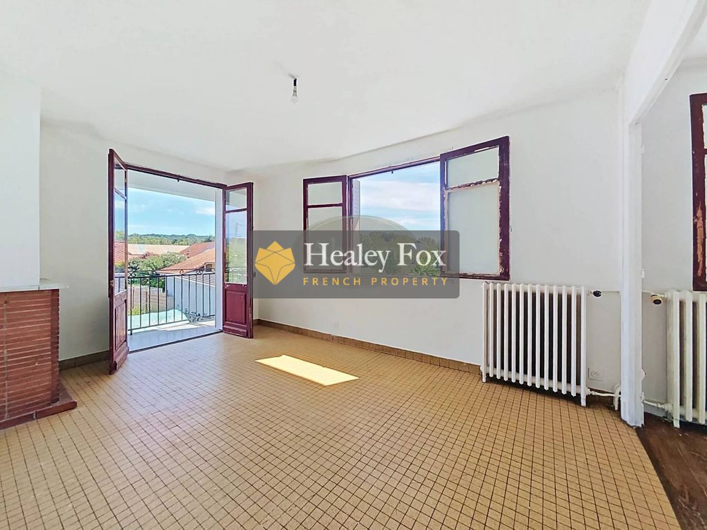 Property photo 3 of 26 7401226Dbd9c0c13646514cc132298Bb