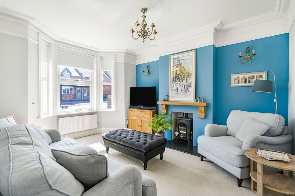Property photo 1 of 19