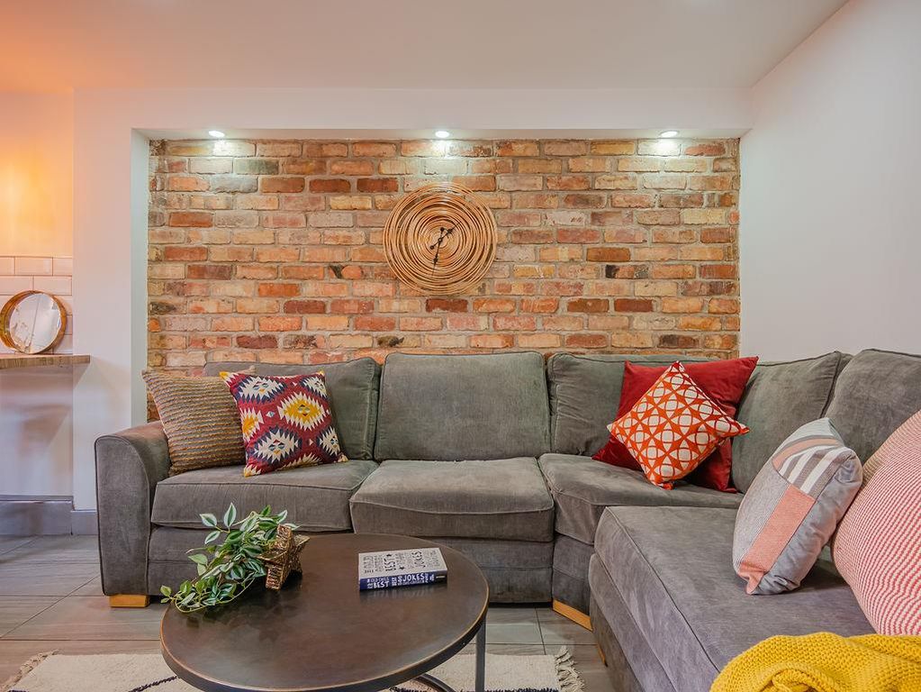 Property photo 3 of 41 P1270307-Hdr.Jpg