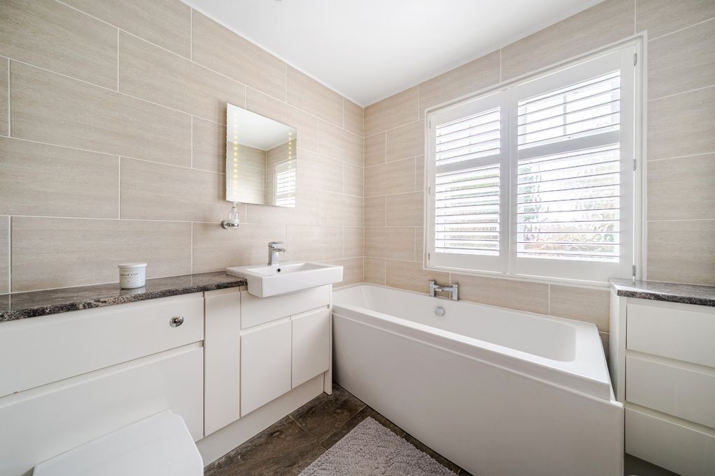 Additional image 14 of 4 bed detached house for saleKings Road, Fleet GU51