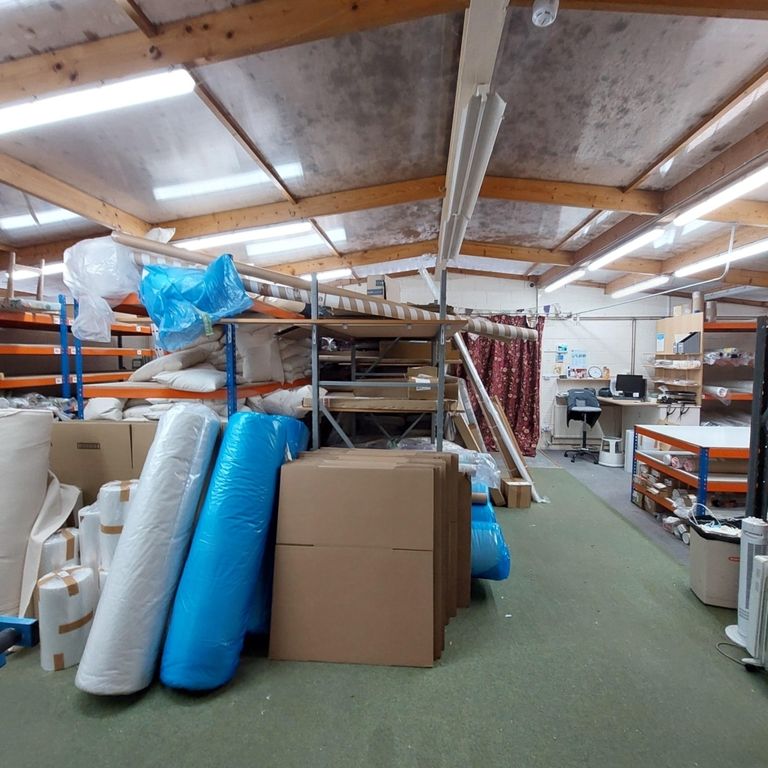 Property photo 2 of 6