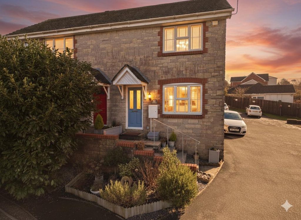 Property photo 1 of 28