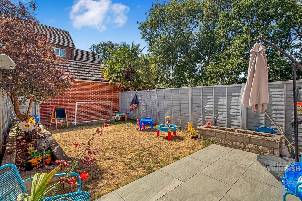 Property photo 2 of 19 5116265