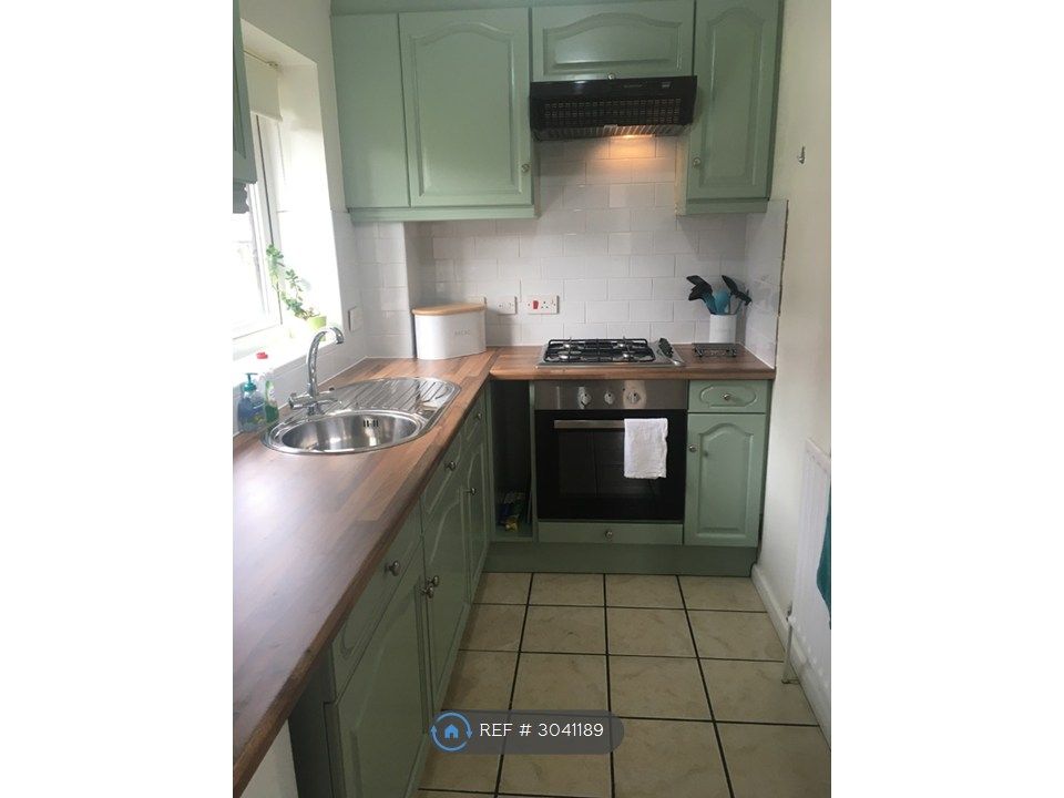 Property photo 2 of 11
