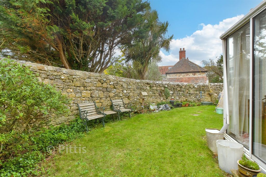 Property photo 1 of 12 Rear Garden