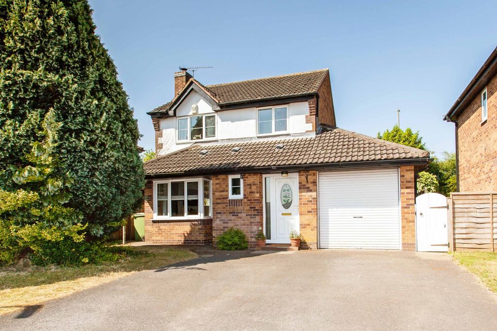 Property photo 1 of 39