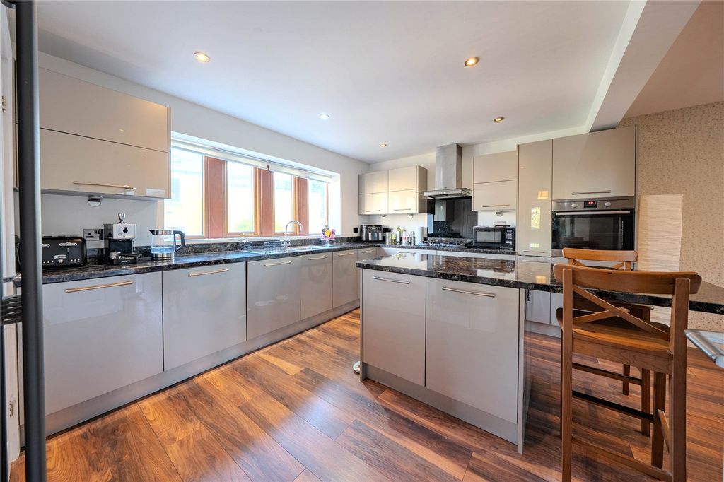 Property photo 2 of 23 Picture No. 23