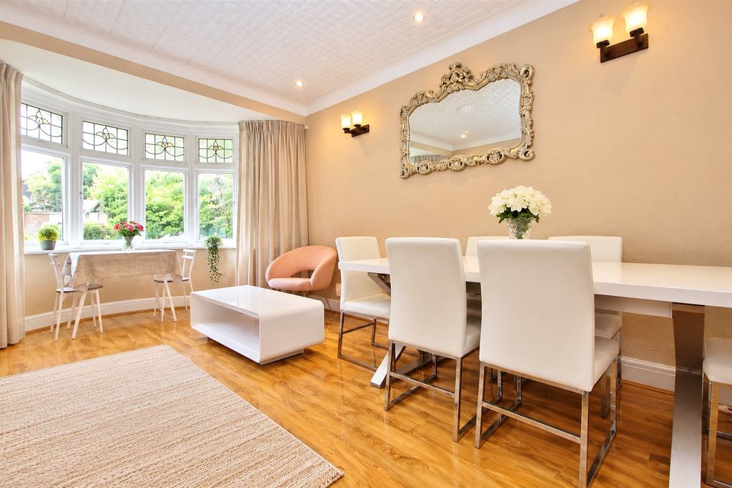Property photo 3 of 11 Picture No. 26