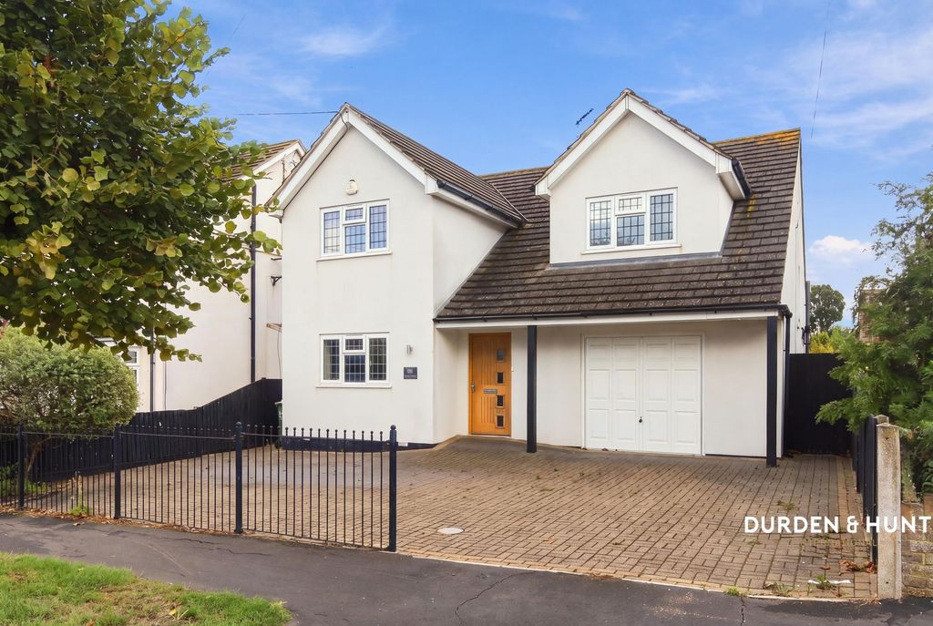 Property photo 1 of 34