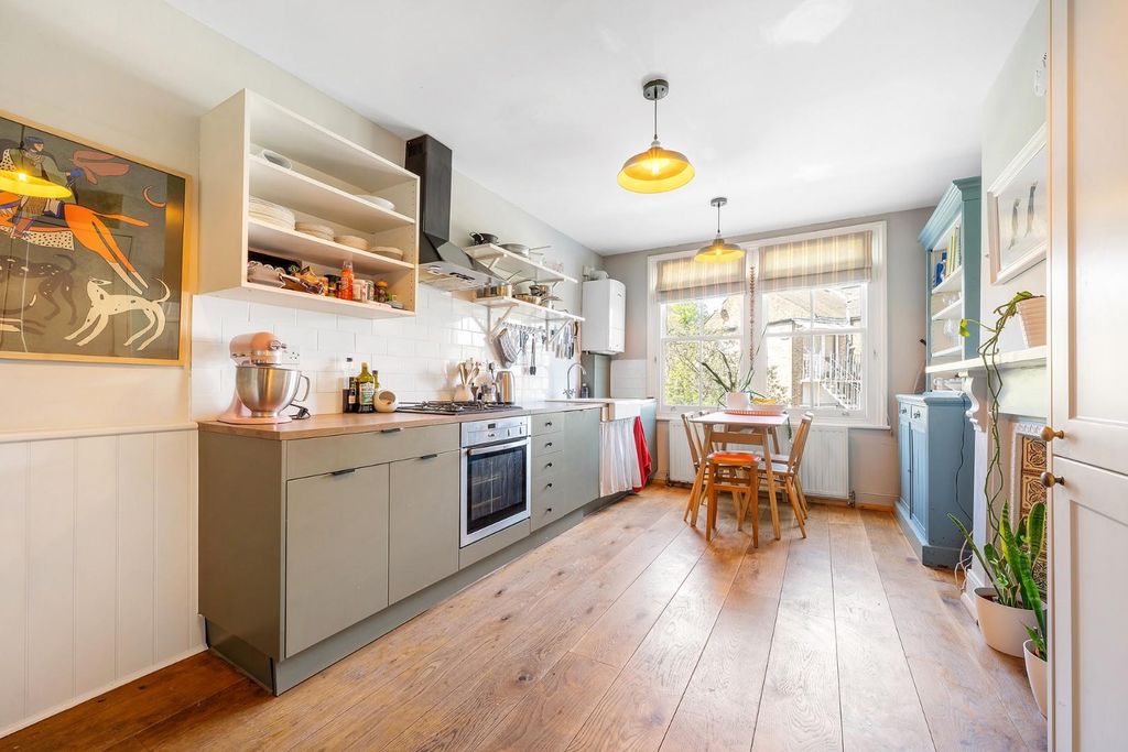 Property photo 2 of 15 Kitchen.Jpg
