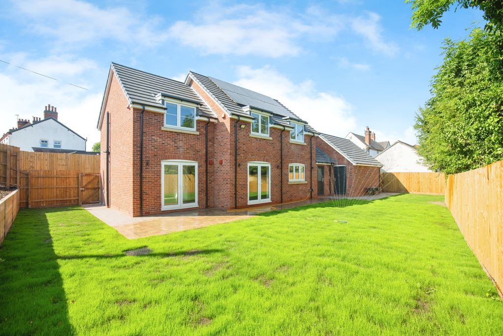 Property photo 2 of 32 c7d5Eefa-Mw-6709