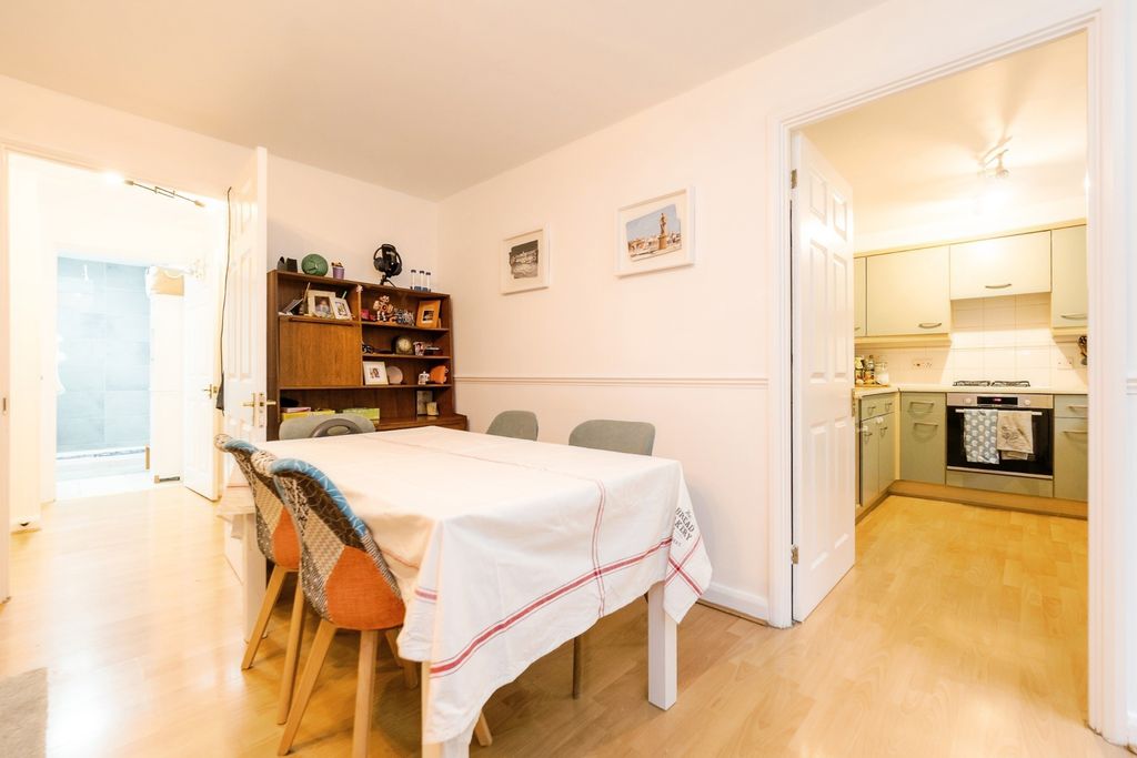 Property photo 3 of 12 Photo