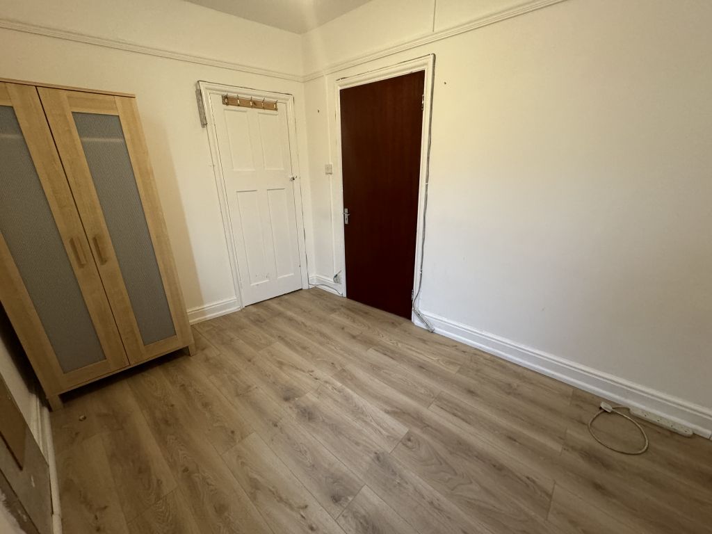Property photo 1 of 3