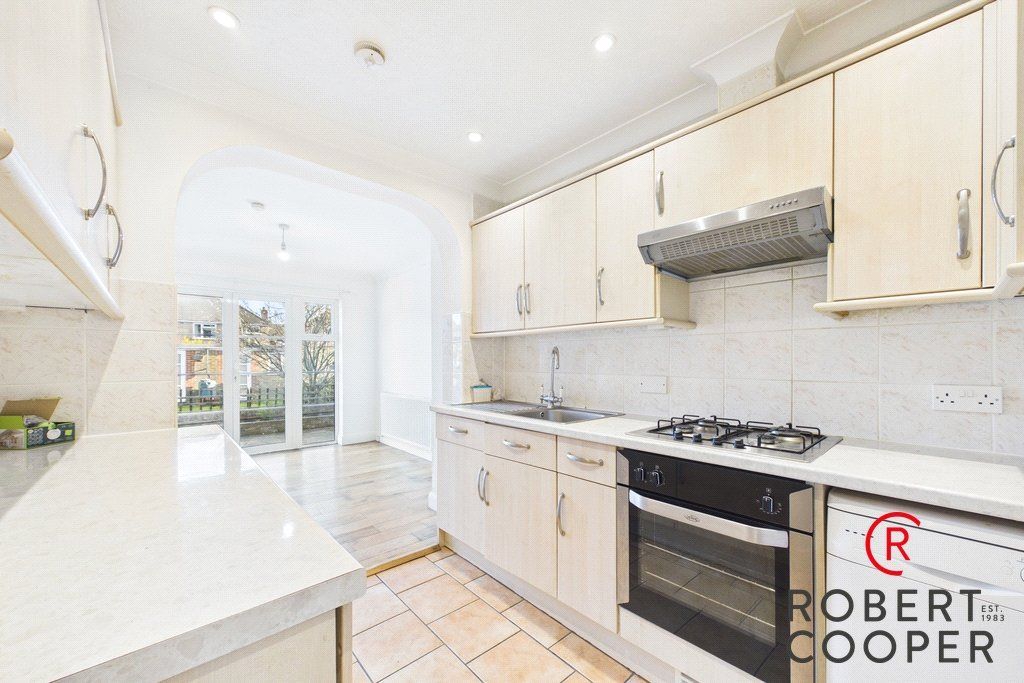 Property photo 2 of 11 Picture No. 40