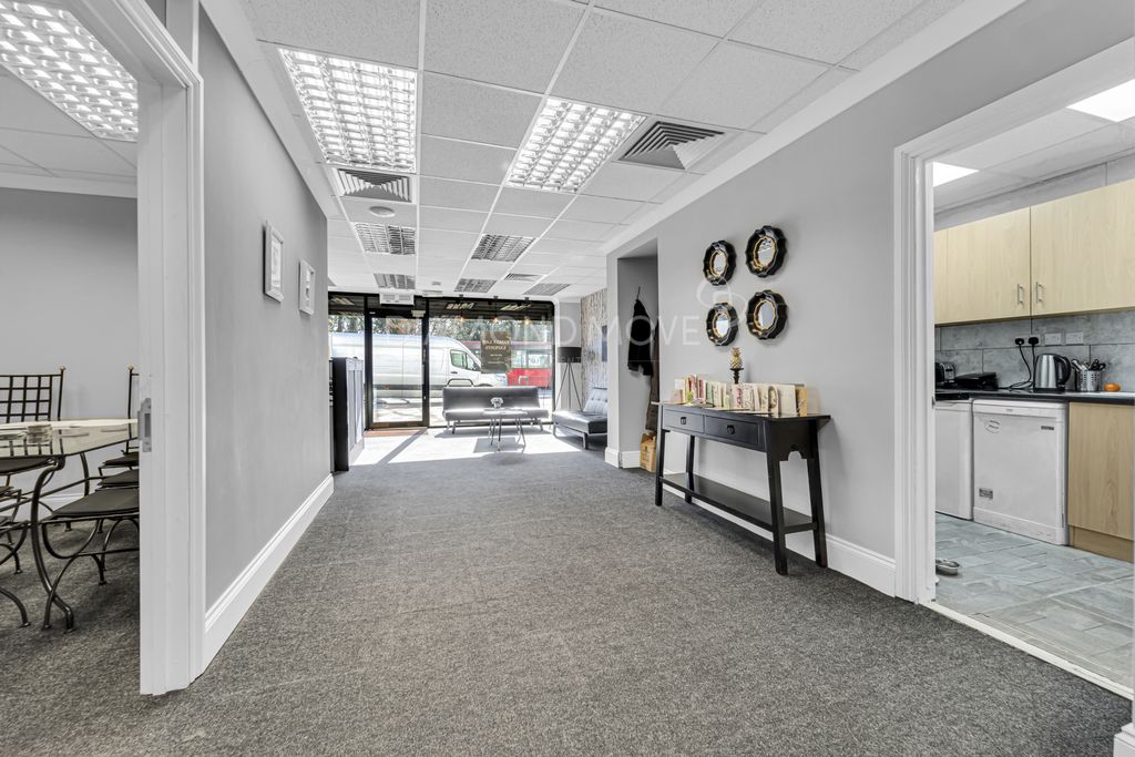 Property photo 3 of 13 Photo 3