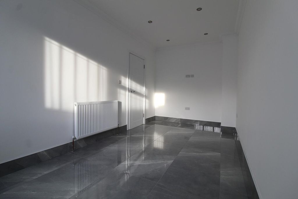 Property photo 3 of 22 Reception Room