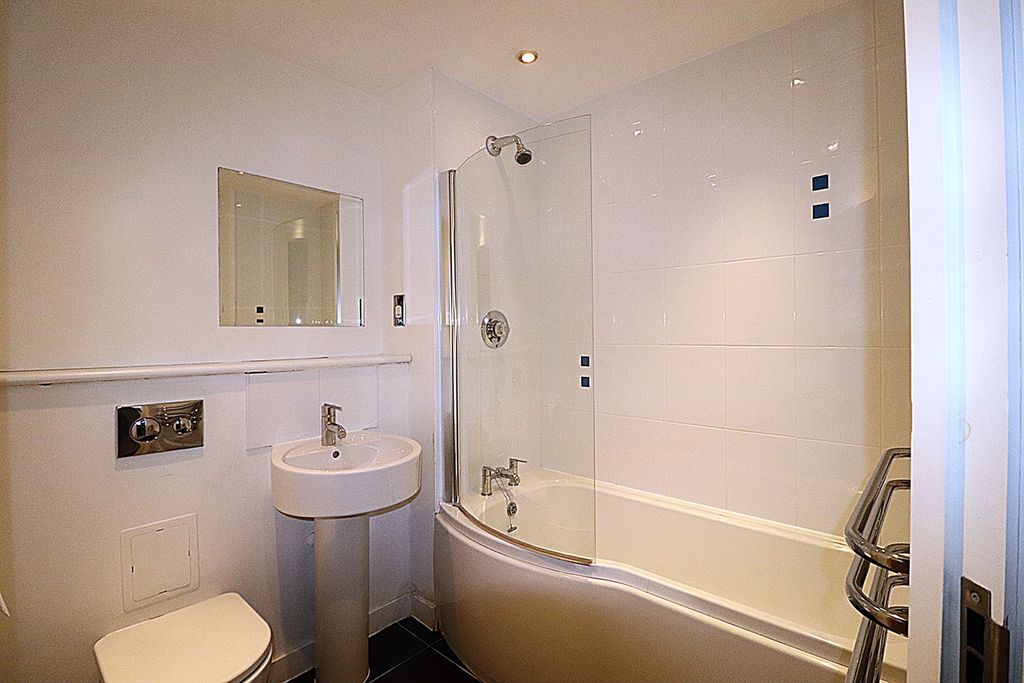 Property photo 3 of 5