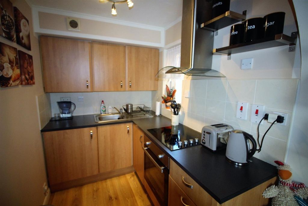 Property photo 2 of 4 2599963