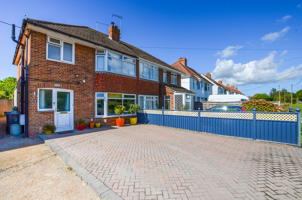 Property photo 1 of 28