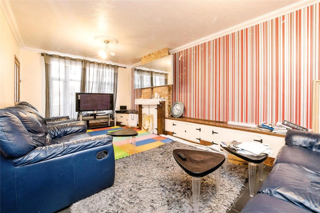 Property photo 2 of 17 Picture No. 20