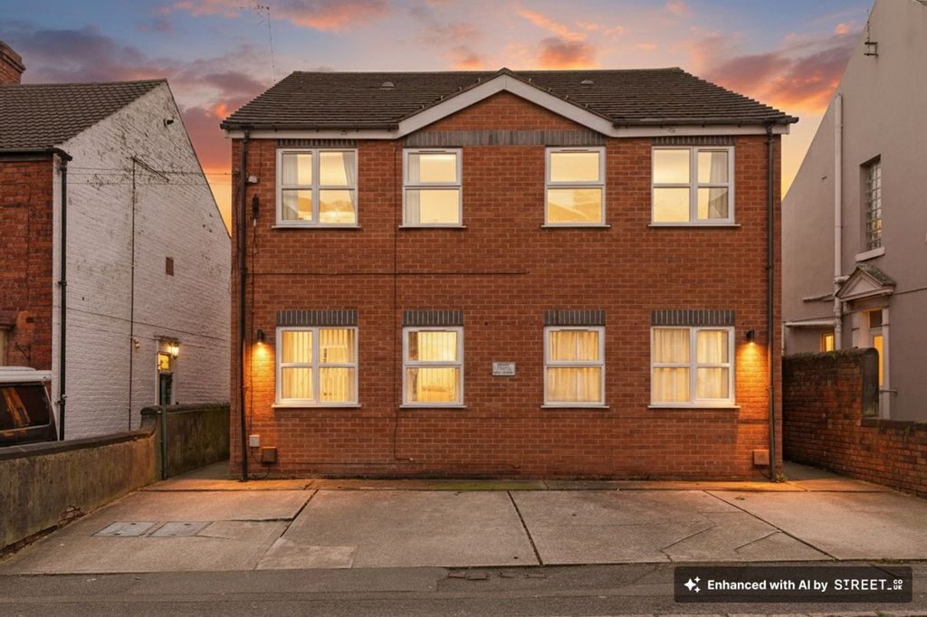 Property photo 2 of 9