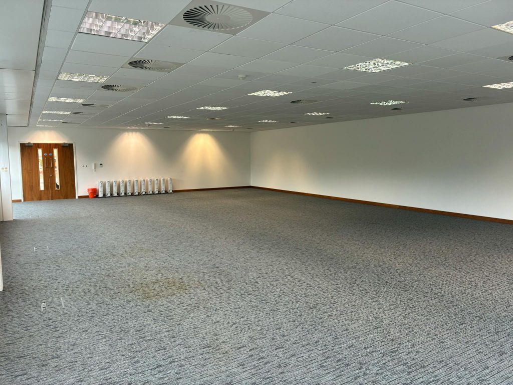 Property photo 2 of 3 Lib1.Jpg