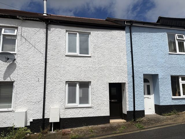 Property photo 1 of 9
