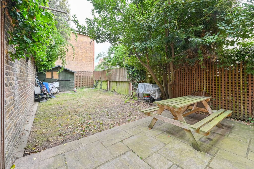 Property photo 2 of 15