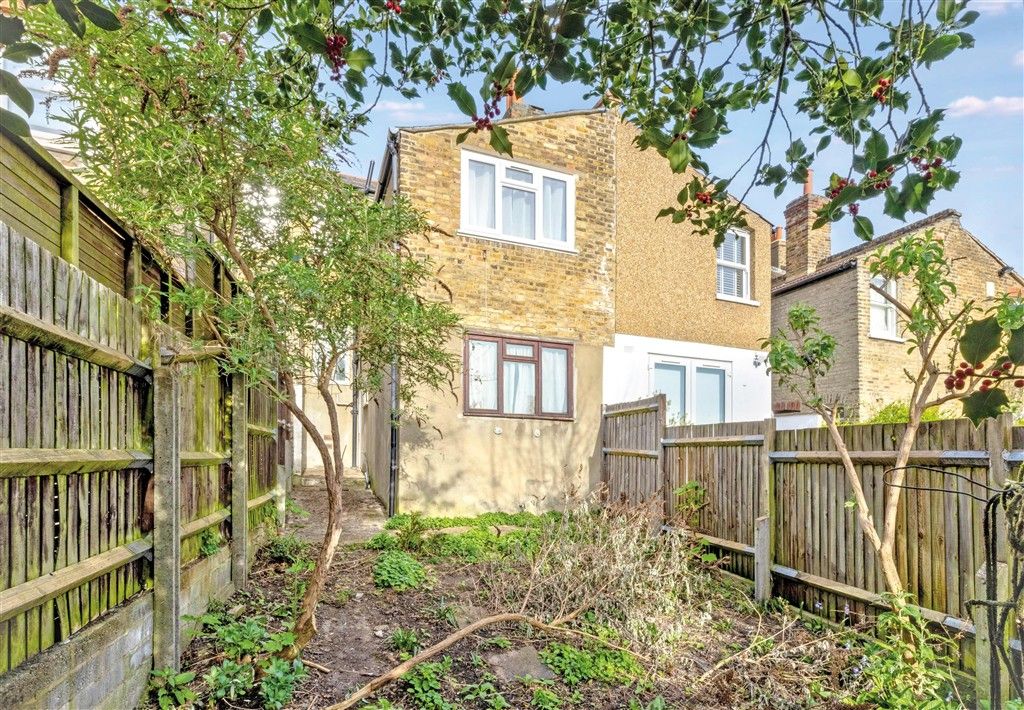 Property photo 2 of 5