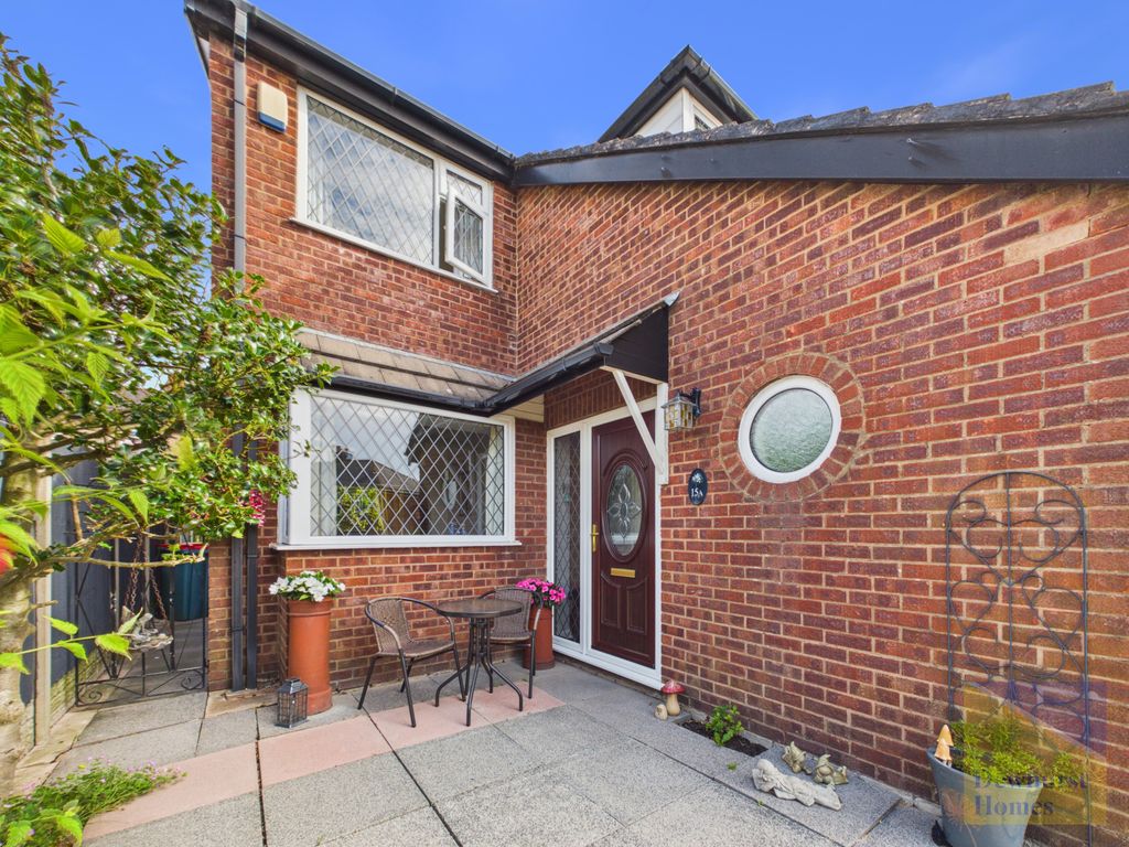 Property photo 3 of 32