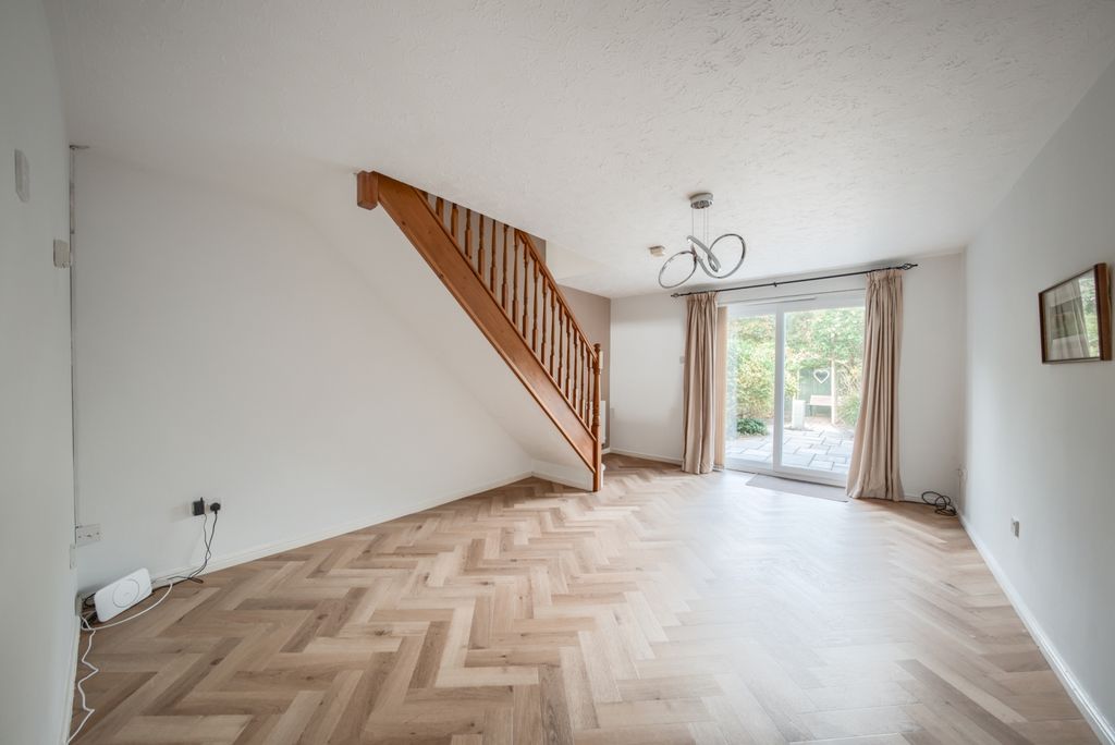 Property photo 2 of 10 Xt5A0806-Hdr(3)