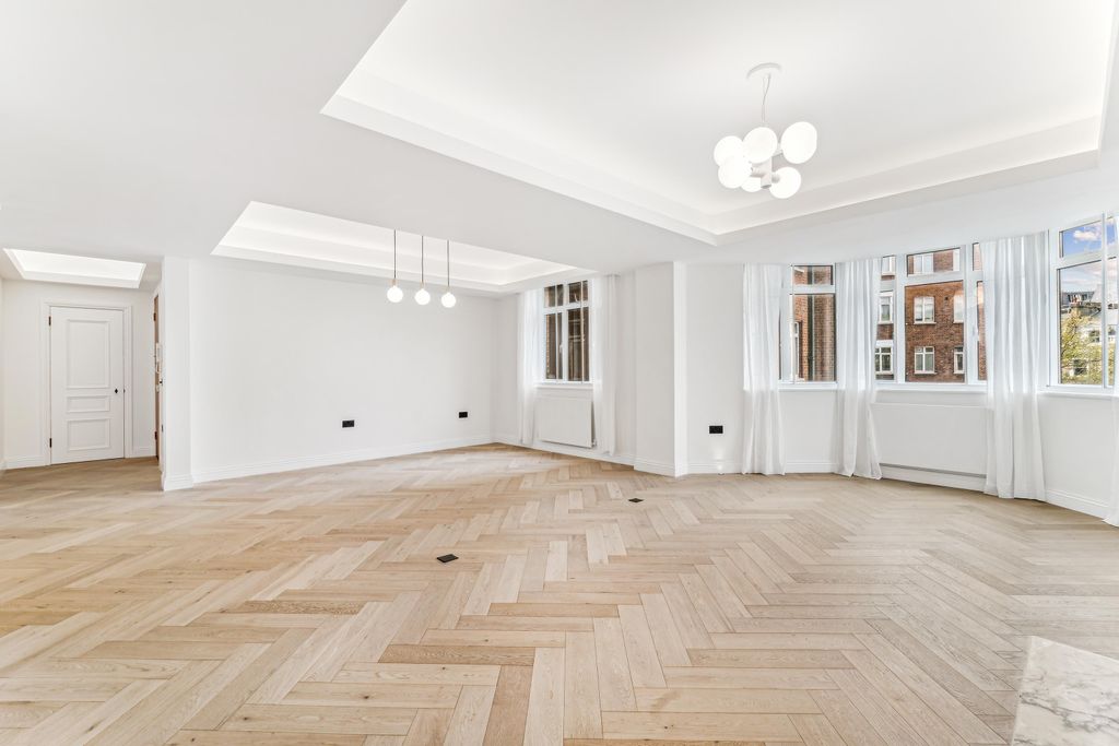 Property photo 2 of 17 Image