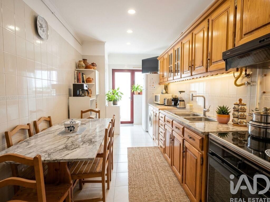 Property photo 1 of 30