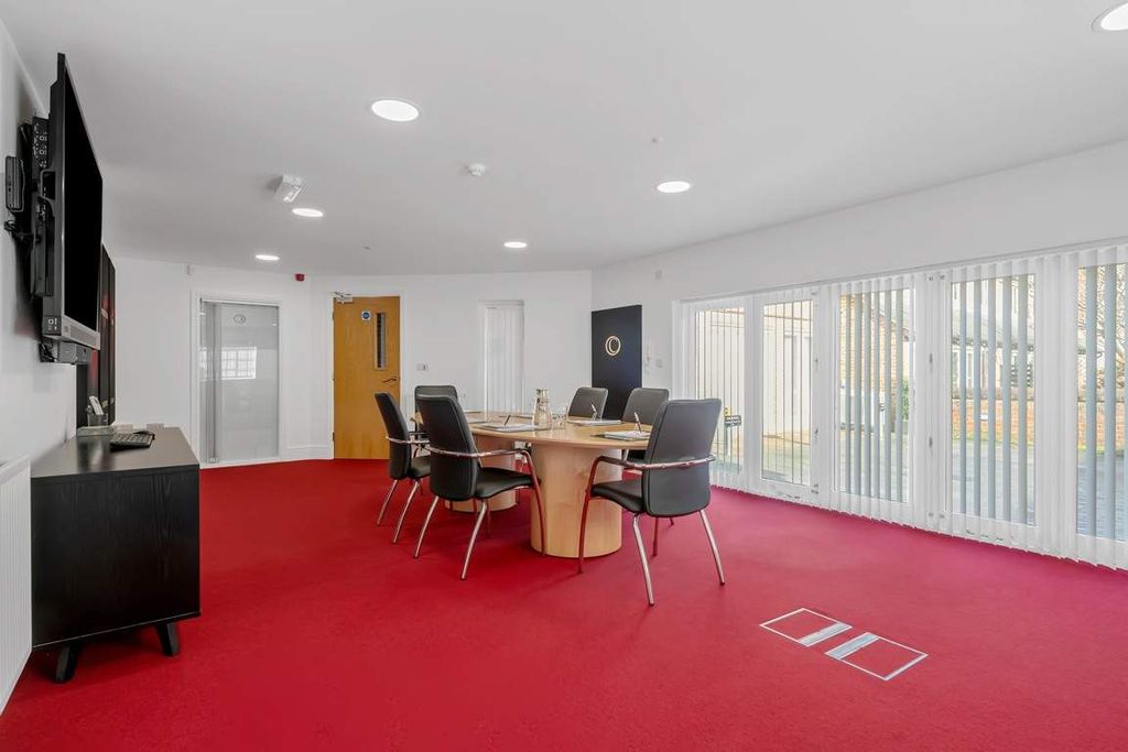 Property photo 3 of 7