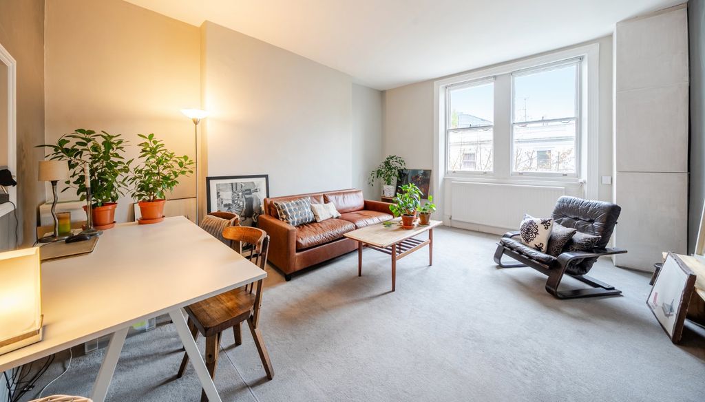 Property photo 3 of 8 Picture No. 20