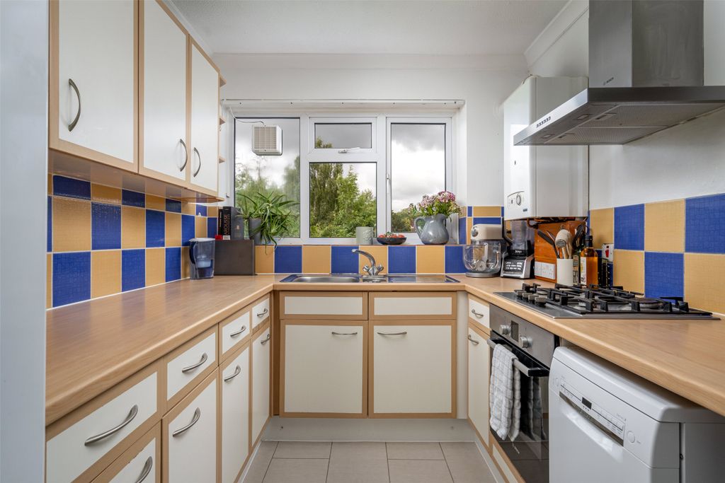 Property photo 3 of 14 Picture No. 06