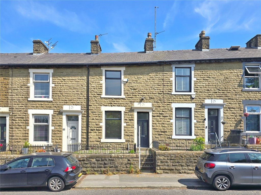 Property photo 1 of 16 Period Stone Home