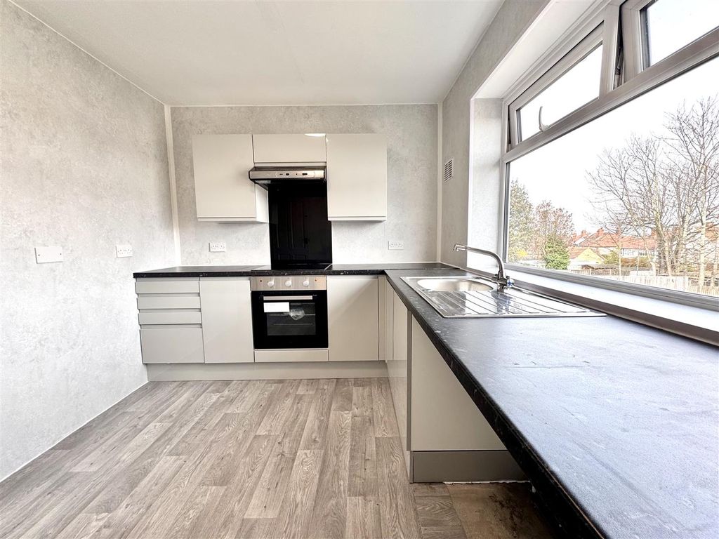 Property photo 3 of 8 Img_1243.Jpeg