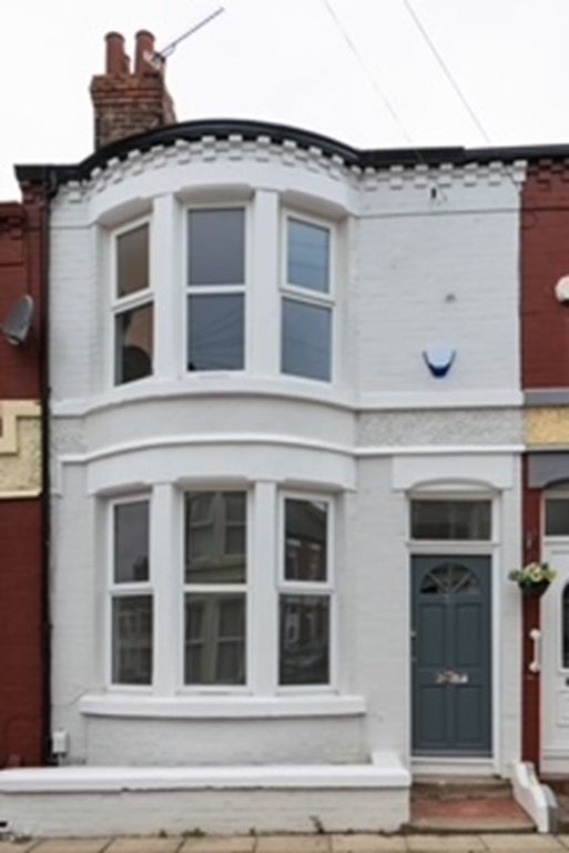 Property photo 2 of 12