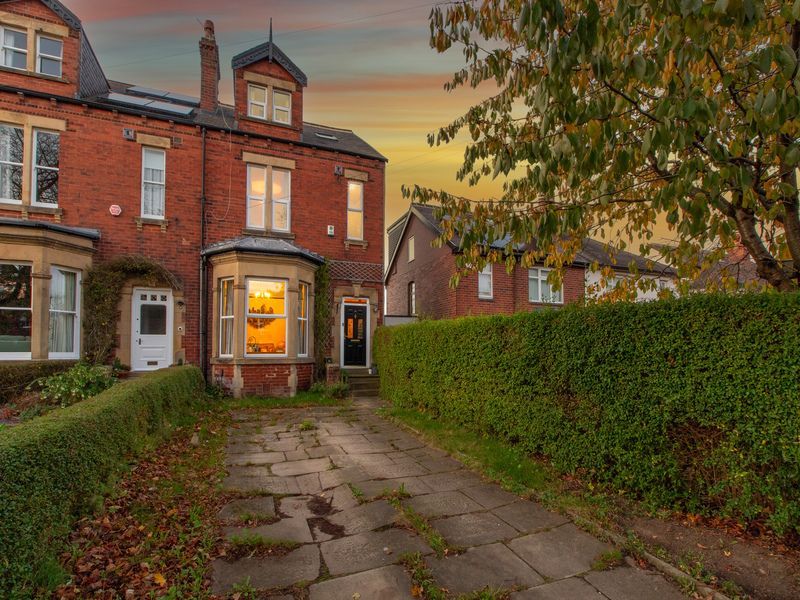 Property photo 1 of 24