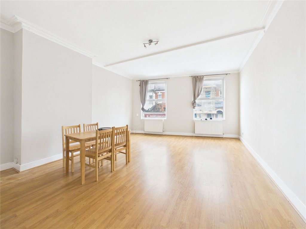 Property photo 2 of 10 Picture No. 05