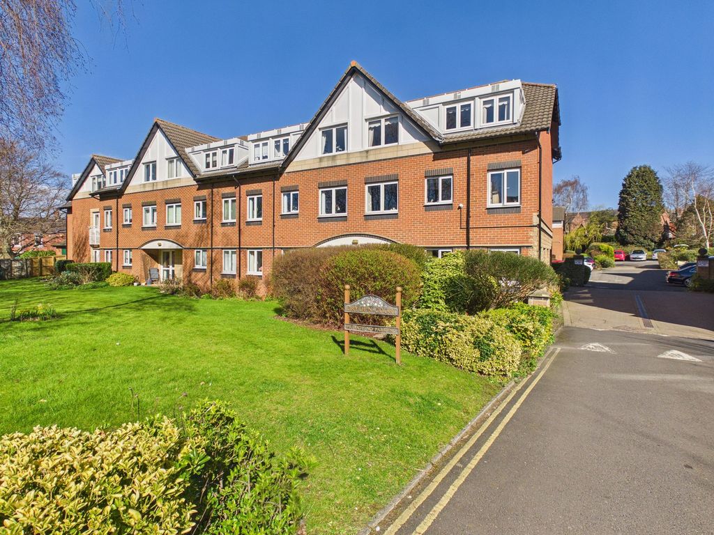 Property photo 1 of 8 External