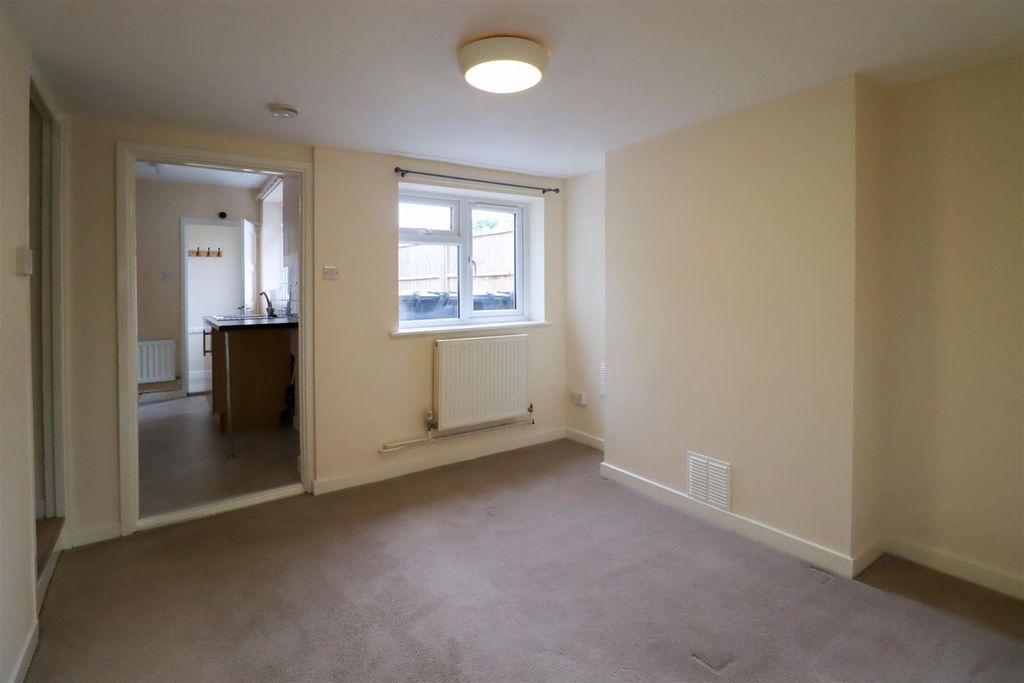 Property photo 3 of 8 Img_5783.Jpg