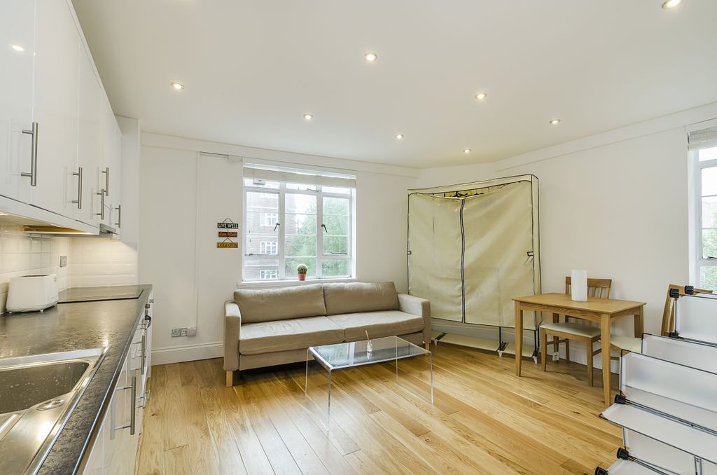 Property photo 1 of 7 Reception Room