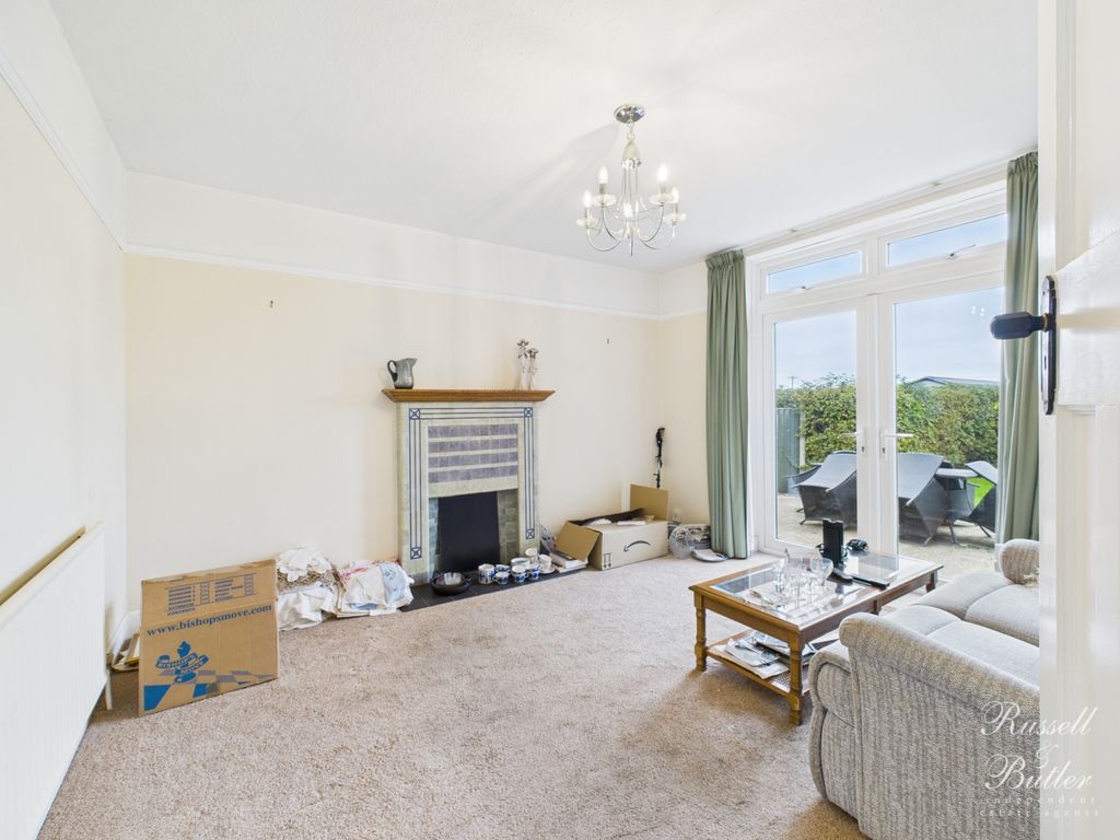 Property photo 3 of 15 Cam02127G0-Pr0354-Still007