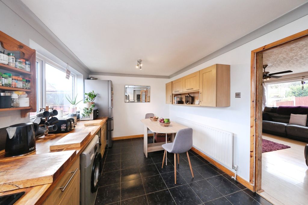 Property photo 3 of 22 Img_4726