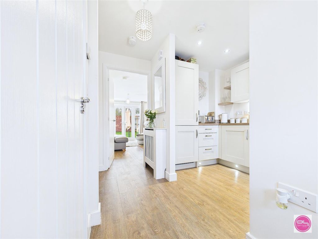 Property photo 3 of 27 Ashlands Drive, Woodville (7).Jpg