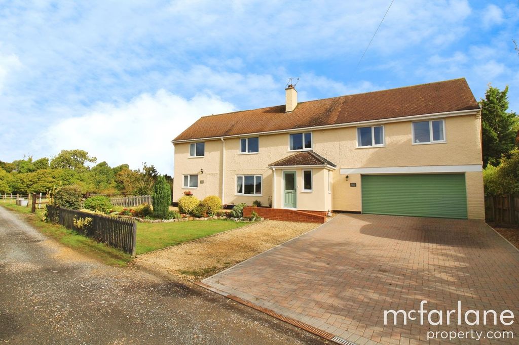 Property photo 1 of 34