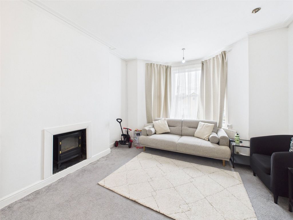 Property photo 2 of 8 Picture No. 09